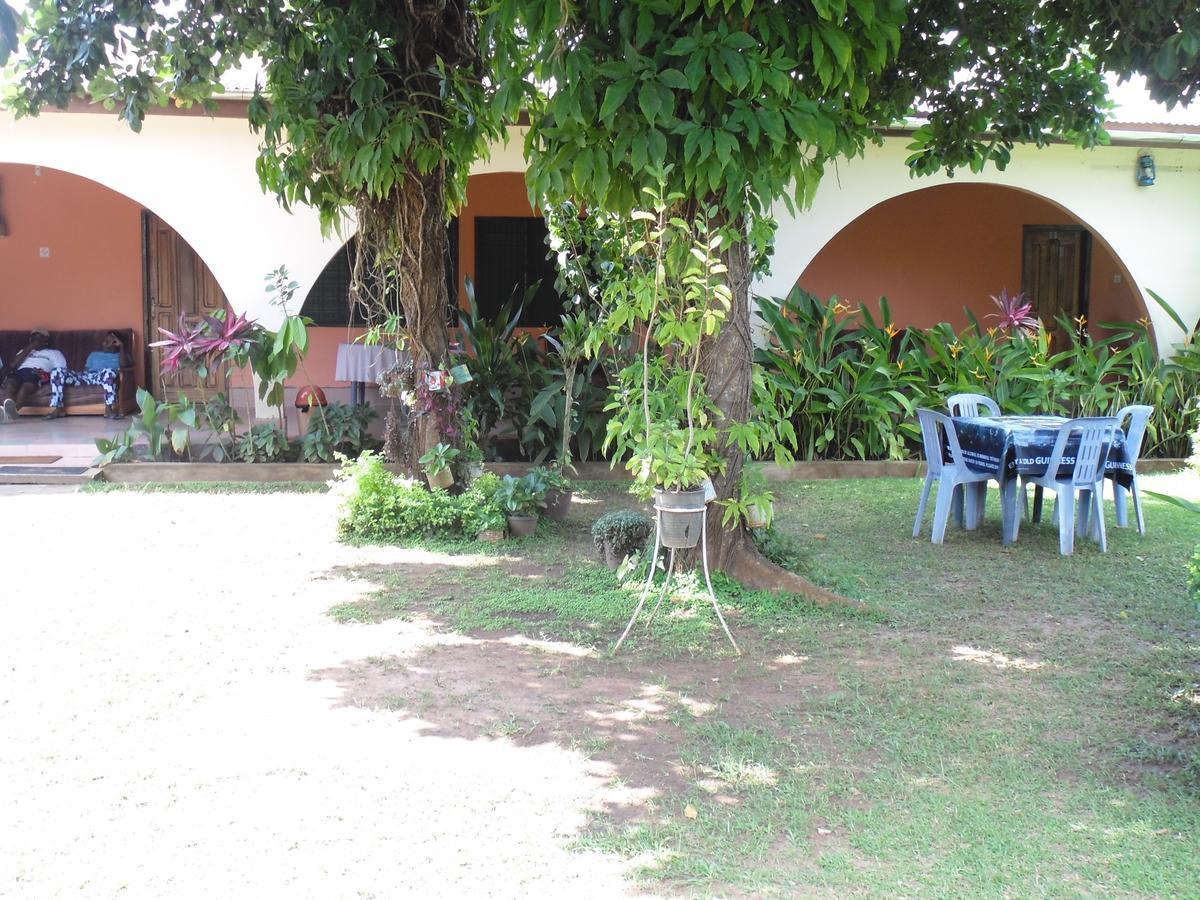 Wli Water Heights Hotel Wli Afegame Extérieur photo