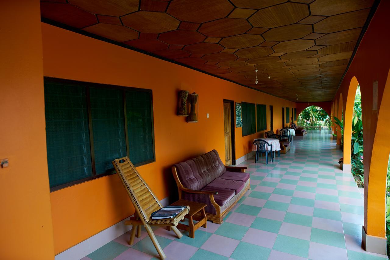 Wli Water Heights Hotel Wli Afegame Extérieur photo